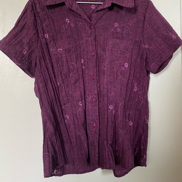 TANJAY Purple Flower Pattern Women’s Blouse - Picture 2 of 4
